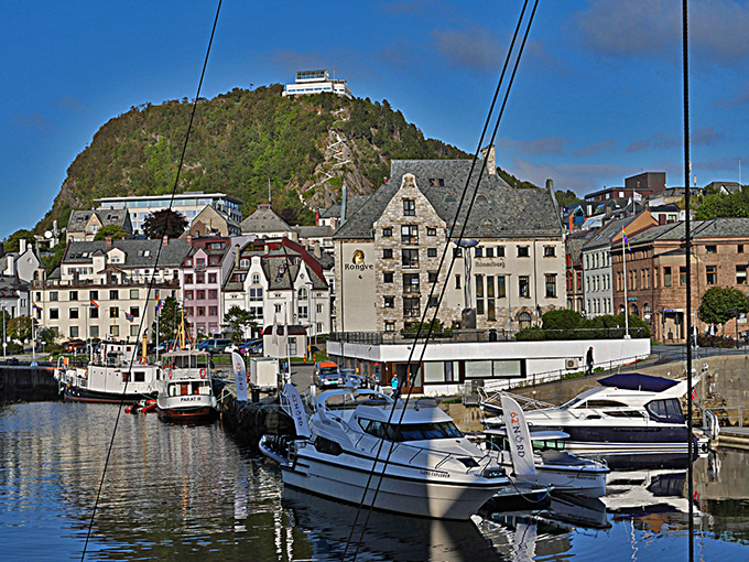 Norwegen, Alesund 